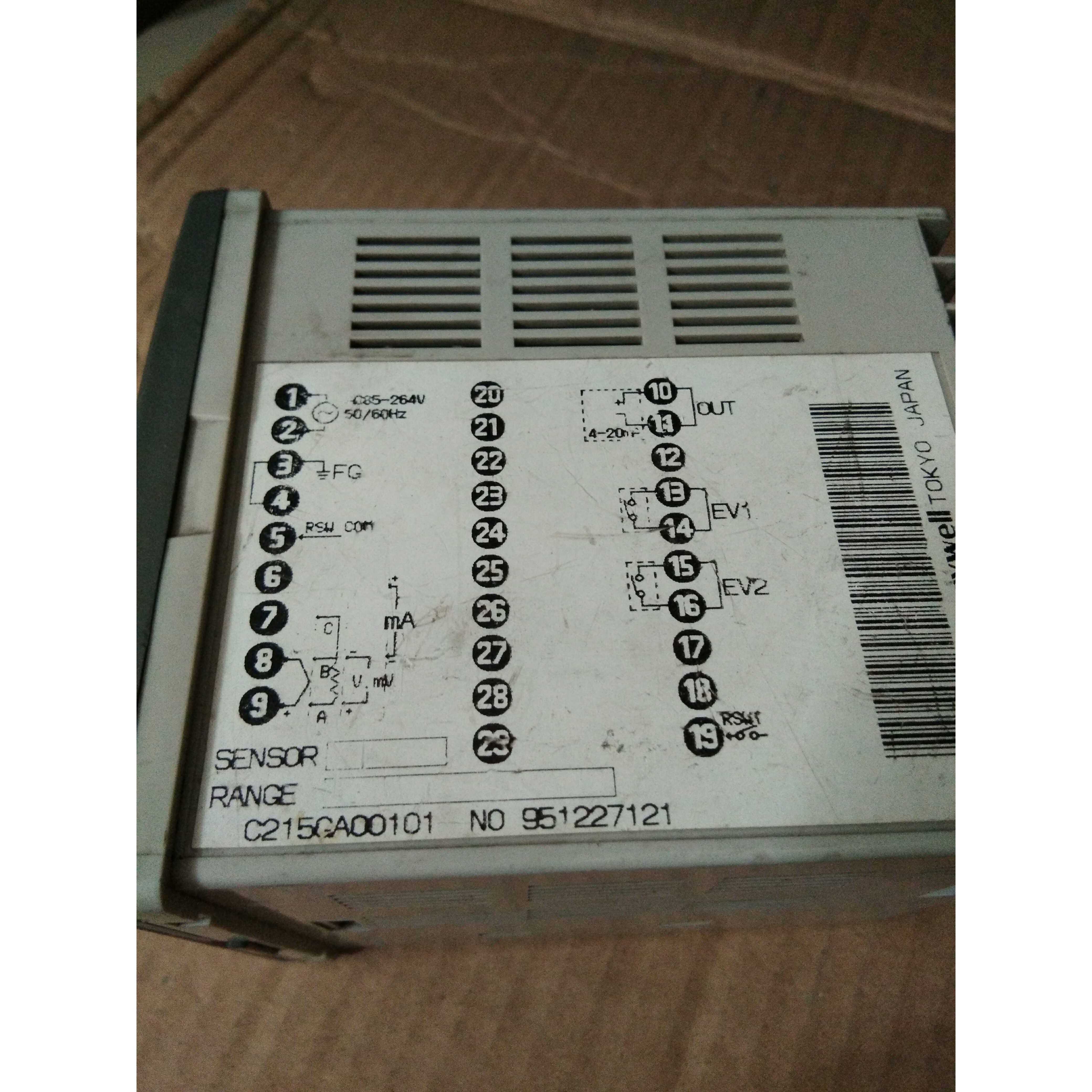 YAMATAKE温控器 SDC21 C215GA00101议价