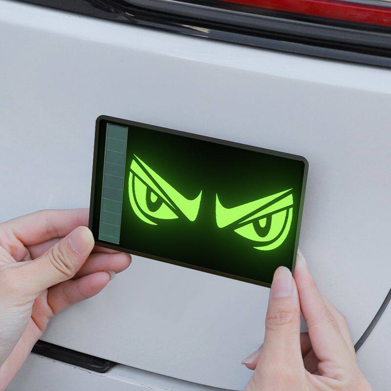 汽车太阳能图标灯应急爆闪灯车距