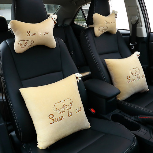 毛绒车用抱枕靠垫卡通可爱