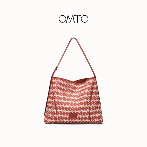 OMTO树莓红软hobo大容量包包