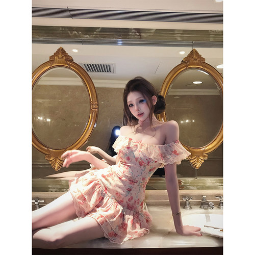 【瑞茜】桃雾政瑰 夏季甜美可爱风小众设计连衣裙 R50106X