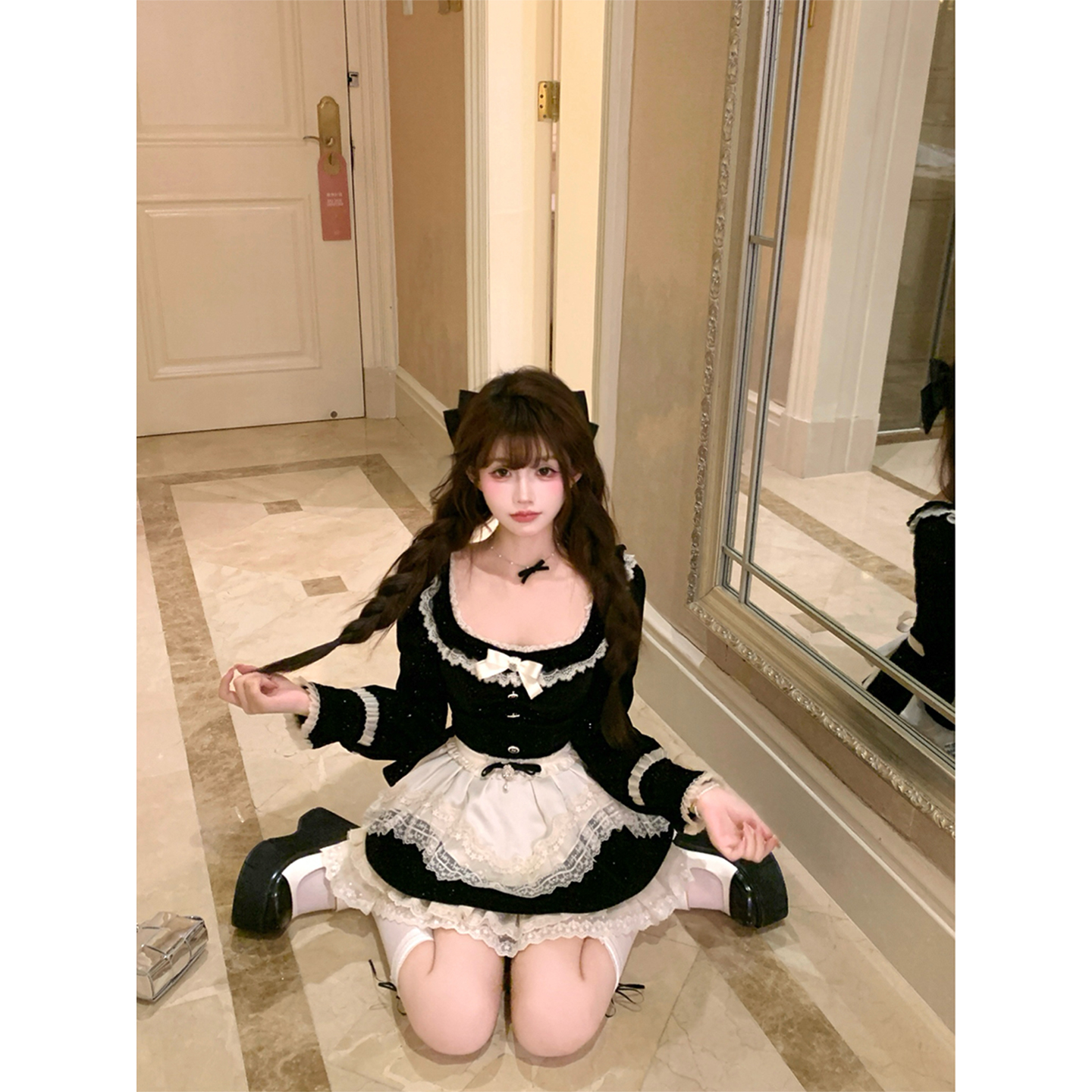 【瑞茜】黑松露小猫 秋冬千金风法式丝绒收腰连衣裙R1127-1T