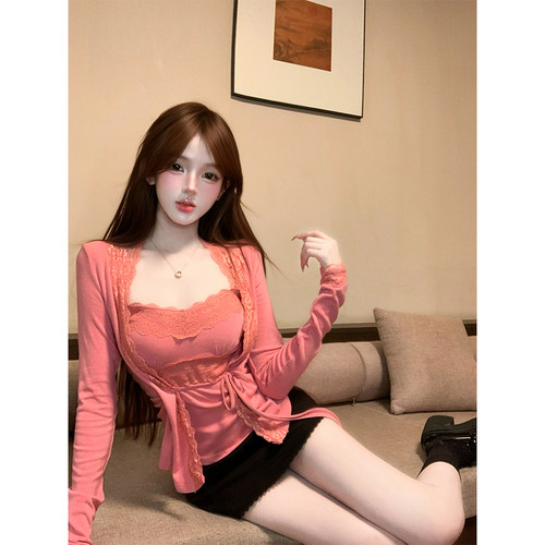 【瑞茜】 树莓冰沙 早秋纯欲风设计款上衣开衫半裙 R9568-1D