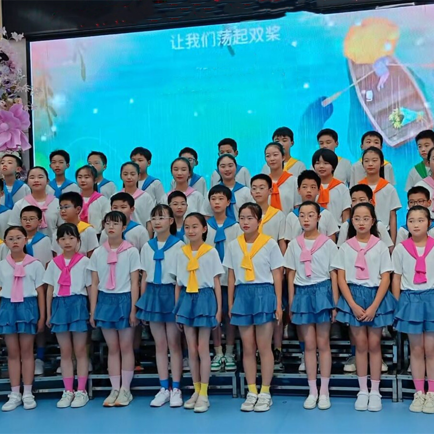 小学生运动会服装红歌合唱演出服