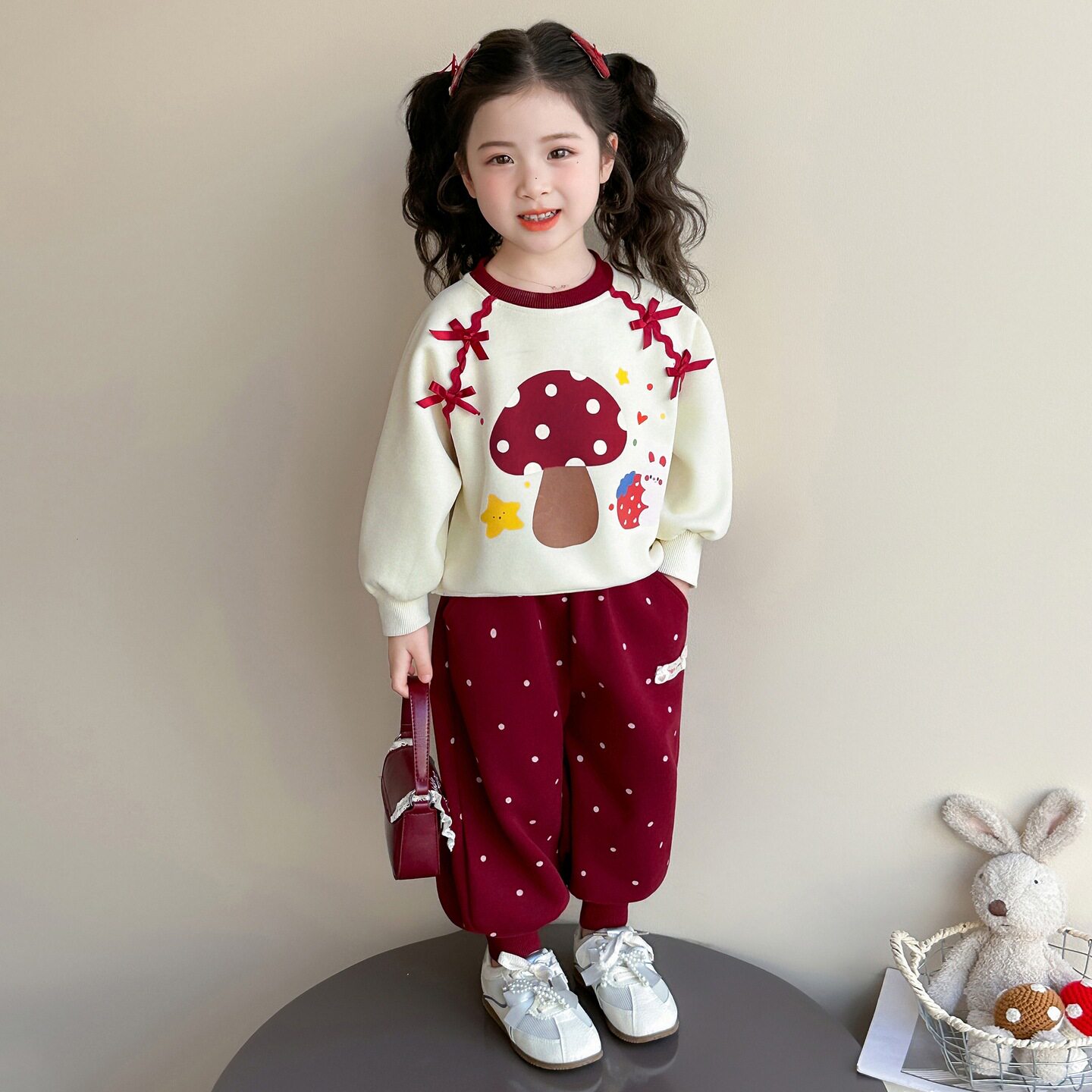 女童套装春秋2026新款儿童洋气春季时尚女宝宝卡通卫衣春装两件套