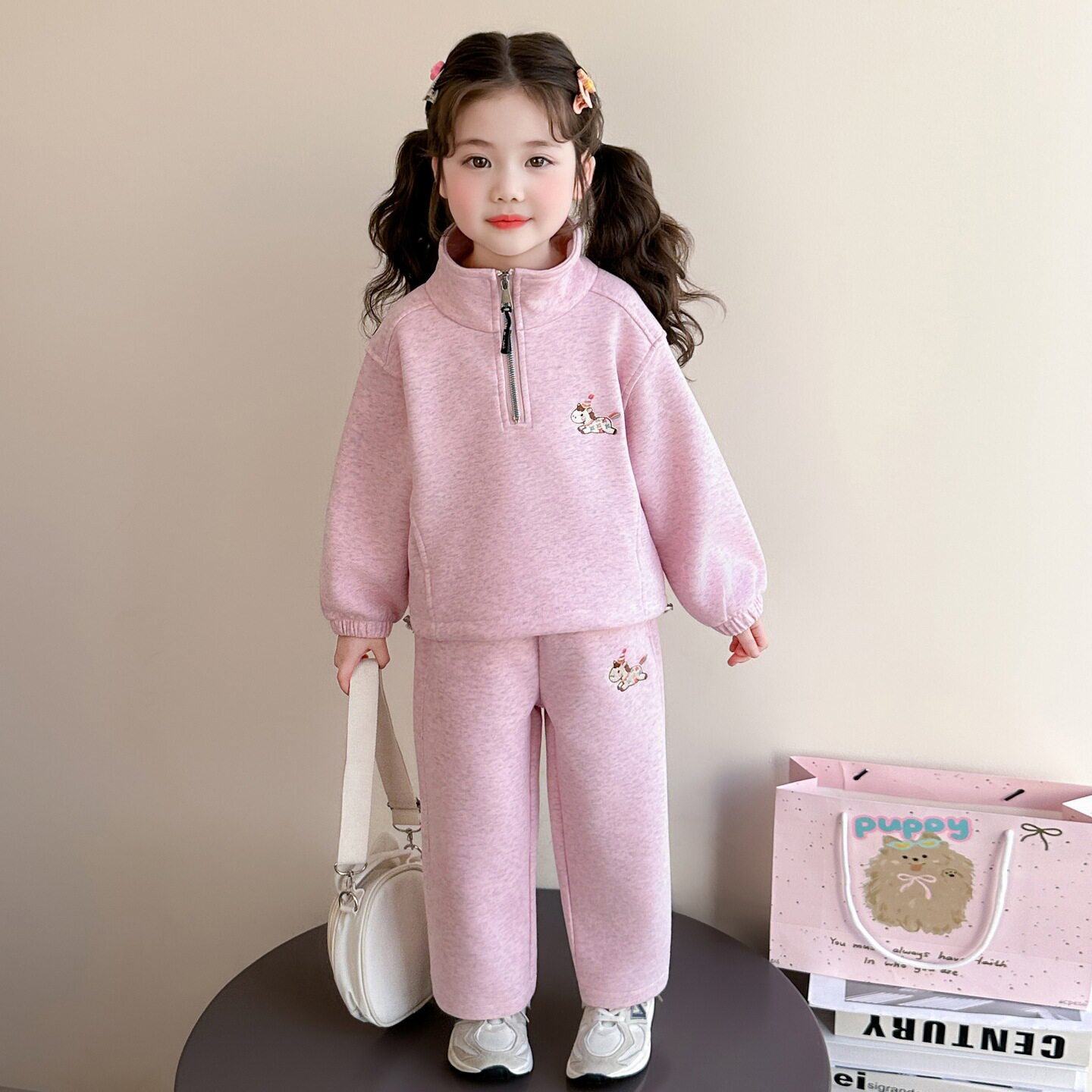 女童套装春秋季2026新款女宝宝洋气卫衣休闲裤儿童春装时髦两件套