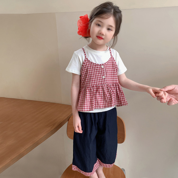 女童夏装套装2026新款超好看洋气时髦短袖t恤儿童夏季吊带三件套