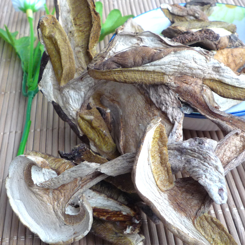 Delicious Boletus Dry film class a Bigfoot fungus washing Yunnan wild mushrooms dried food 100gin the Agri rice/Dried foods/Condiment , Dried foods/Meat Dry , Dry/Native , Mushroom category  category - from Buy2taobao.com to provide professional Taobao agent buy service