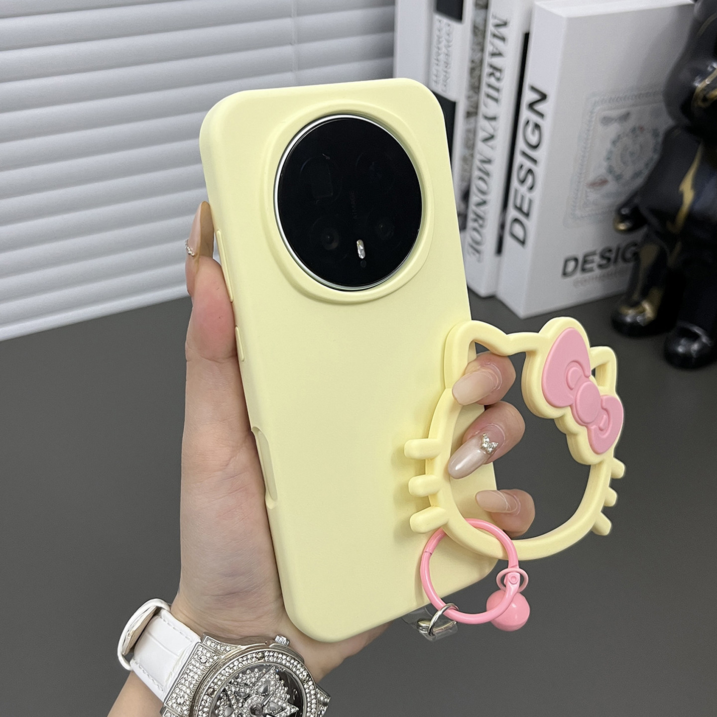 三只鱼【小众液态硅胶奶黄色手提环】适用荣耀magic8/7/6pro/x70/60手机壳新款可爱防摔ins风全包保护套男女,3C数码配件,手机保护套/壳,淘宝优惠券,粉丝福利购,淘宝优惠卷