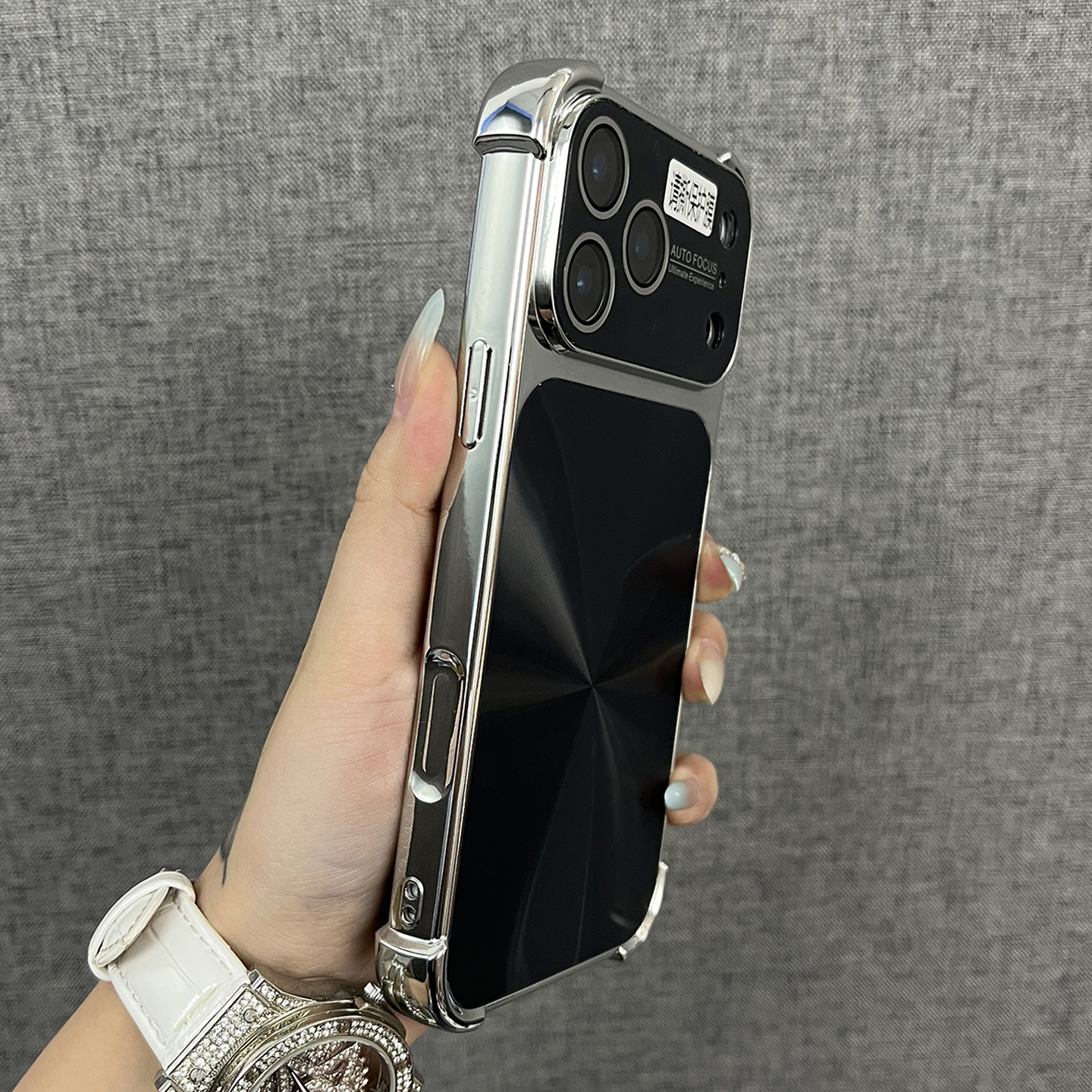 适用于iphone17promaxCD纹手机壳