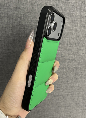 三只鱼【个性充棉羽绒服亮绿色】适用于苹果17/16/15promax手机壳新款ipone网红创意防摔全包保护套男女小众