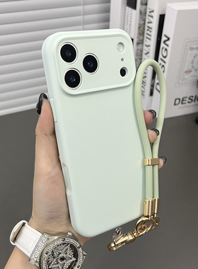三只鱼【个性肤感液态硅胶淡青色手提绳】适用于苹果17/16/15promax手机壳新款ipone潮牌防摔全包保护套男女