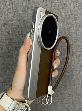 三只鱼【小众荔枝皮纹相机壳复古棕手提绳】适用于vivox300pro/x200ultra手机壳新款潮牌高档防摔保护套男女