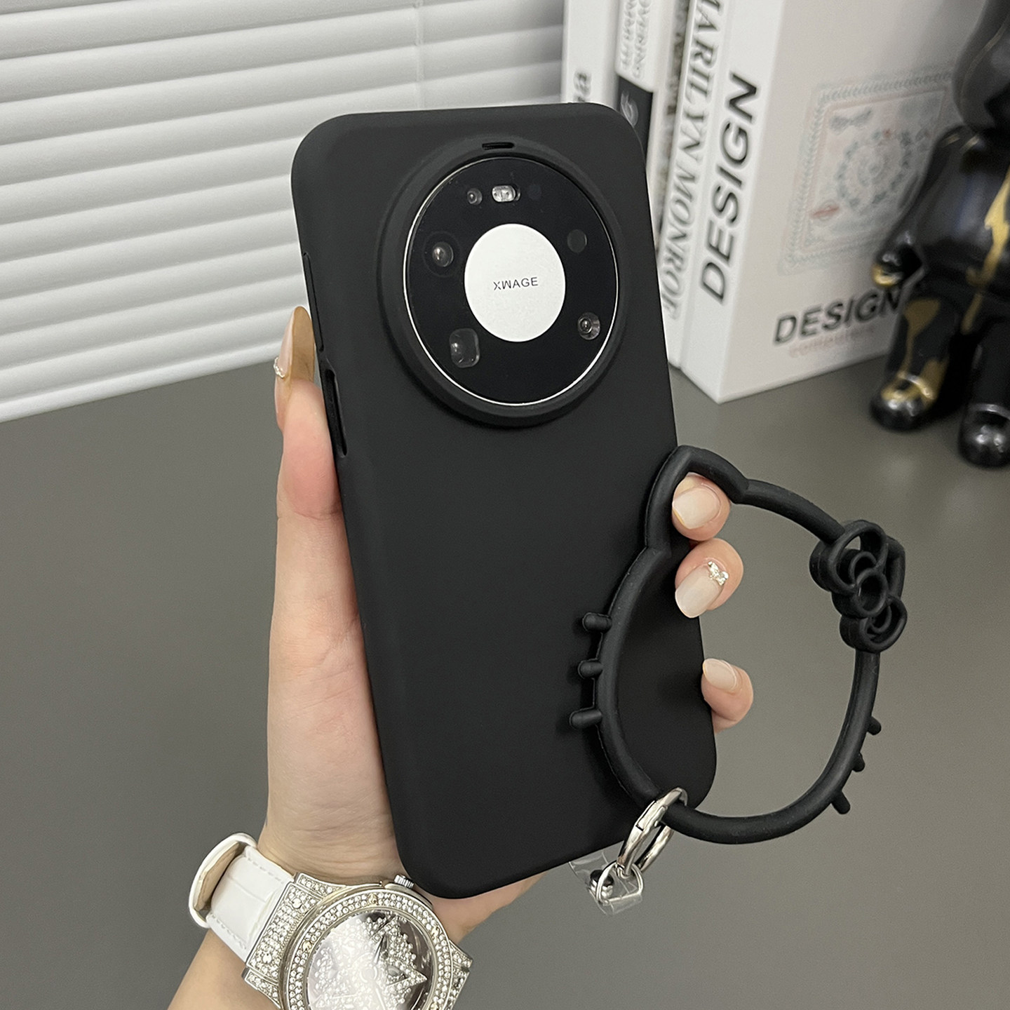 三只鱼【潮牌液态硅胶石墨黑手提环】适用华为mate80promax/80/70pro手机壳新款小众防摔全包保护套男女个性,3C数码配件,手机保护套/壳,淘宝优惠券,粉丝福利购,淘宝优惠卷