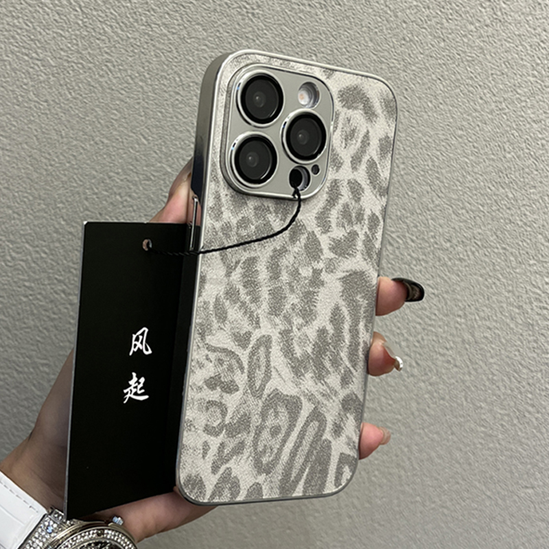适用iphone17promax豹纹手机壳
