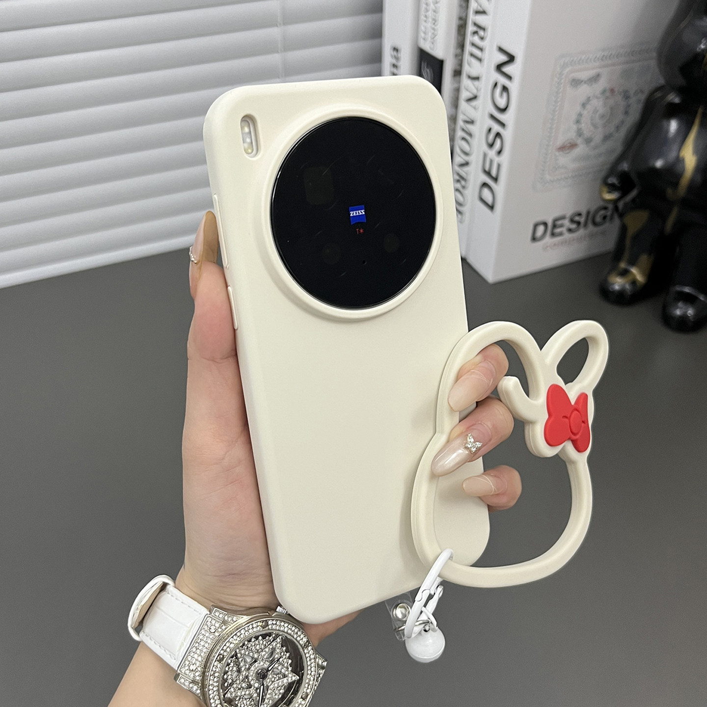 三只鱼【日韩液态硅胶古董白手提环】适用vivox300/200/100pro/x200ultra手机壳新款小众防摔全包保护套男女,3C数码配件,手机保护套/壳,淘宝优惠券,粉丝福利购,淘宝优惠卷