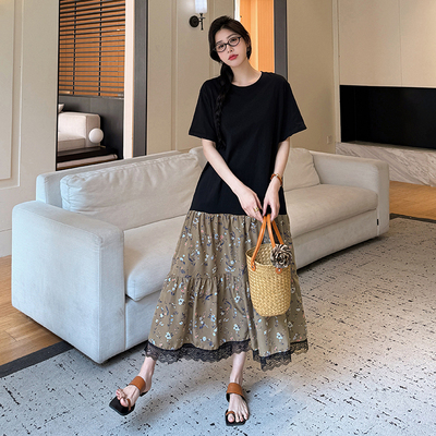 2026夏季新款孕妇短袖连衣裙宽松大码200斤显瘦拼接碎花蕾丝长裙