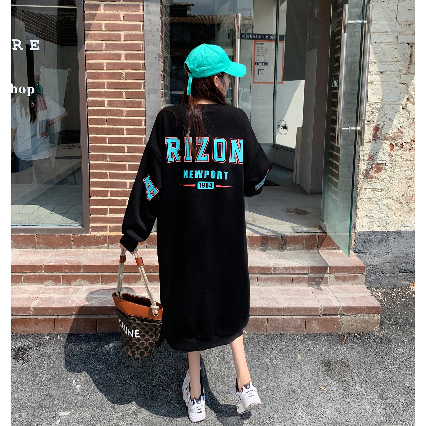 秋装大码胖mm遮肚显瘦连衣裙女韩国减龄加绒中长款卫衣裙女200斤