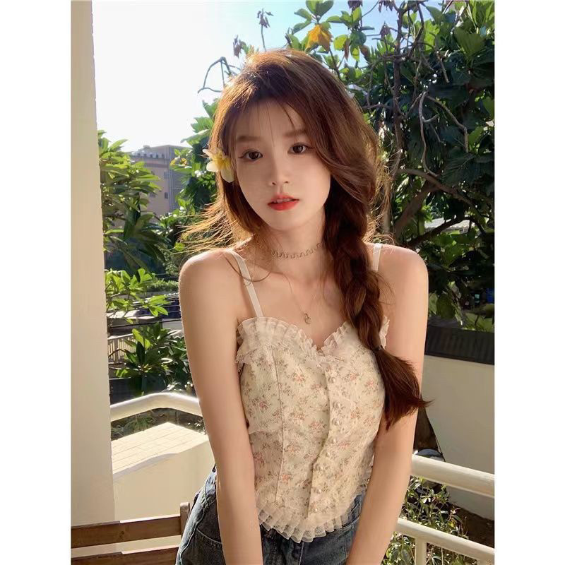 法式气质蕾丝碎花小吊带背心女夏季小众设计感内搭打底衫甜辣上衣