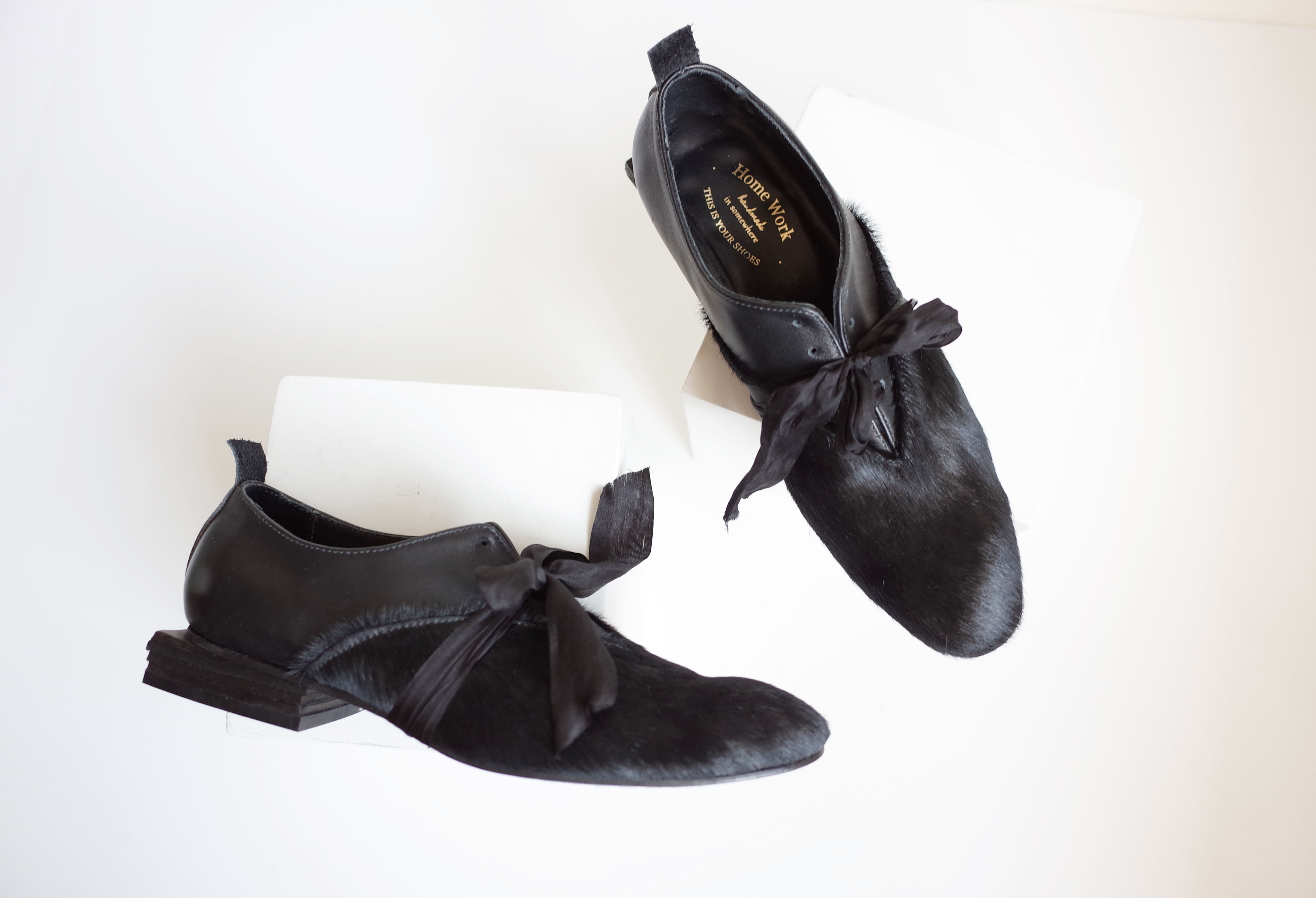 早秋系列牛皮方跟马毛系带皮鞋