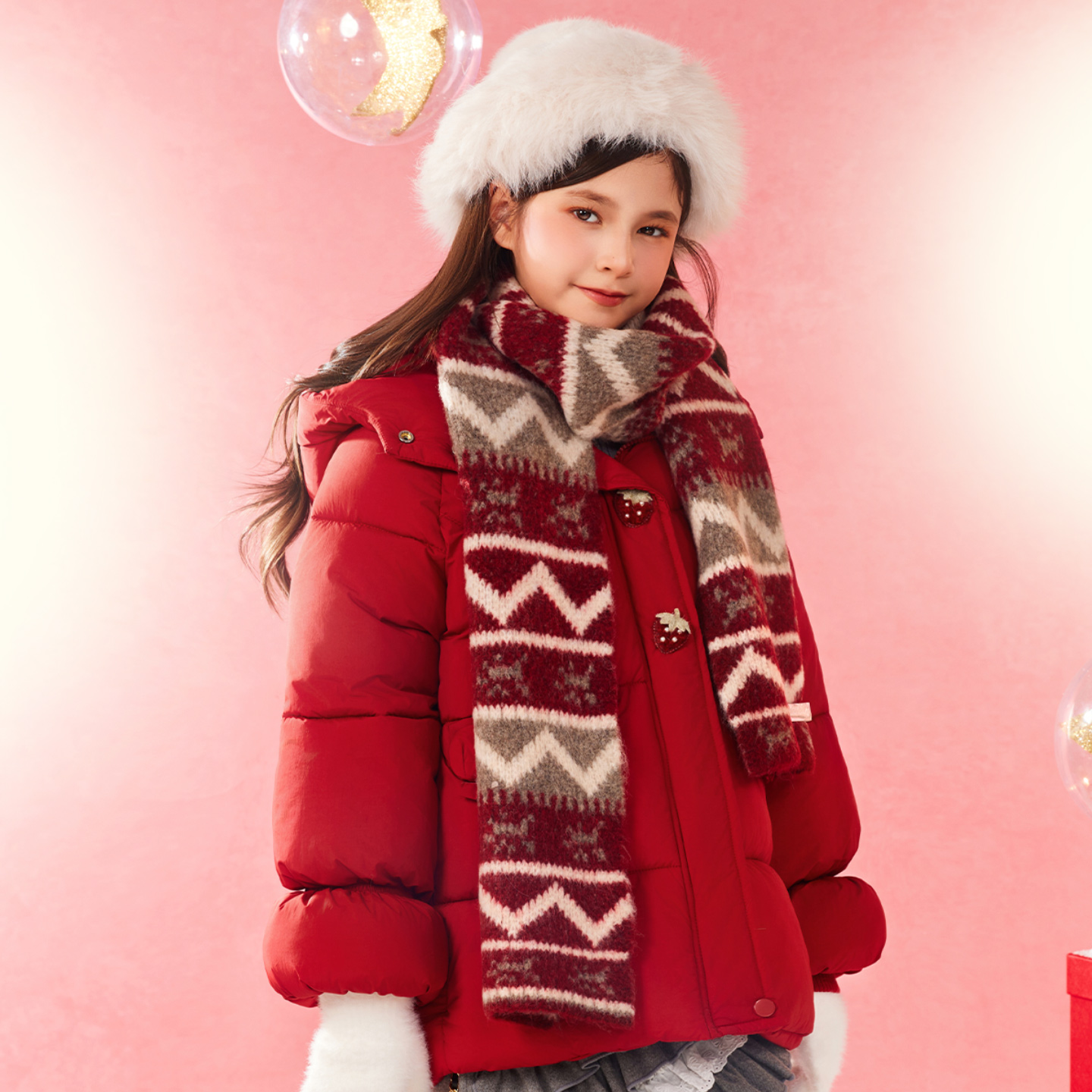 小虎帕蒂冬装新款女童草莓连帽棉服儿童保暖加厚喜庆中长款棉袄