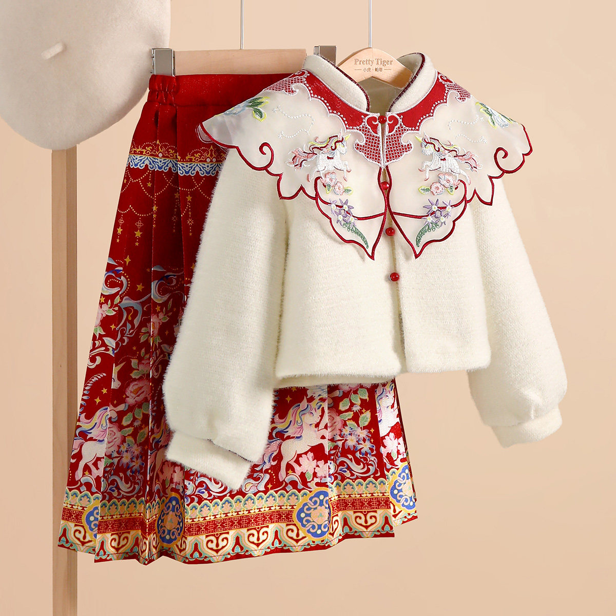 小虎帕蒂冬装女童中国风加绒刺绣汉服女宝明制汉服云肩马面裙套装,童装/婴儿装/亲子装,汉服,淘宝优惠券,粉丝福利购,淘宝优惠卷