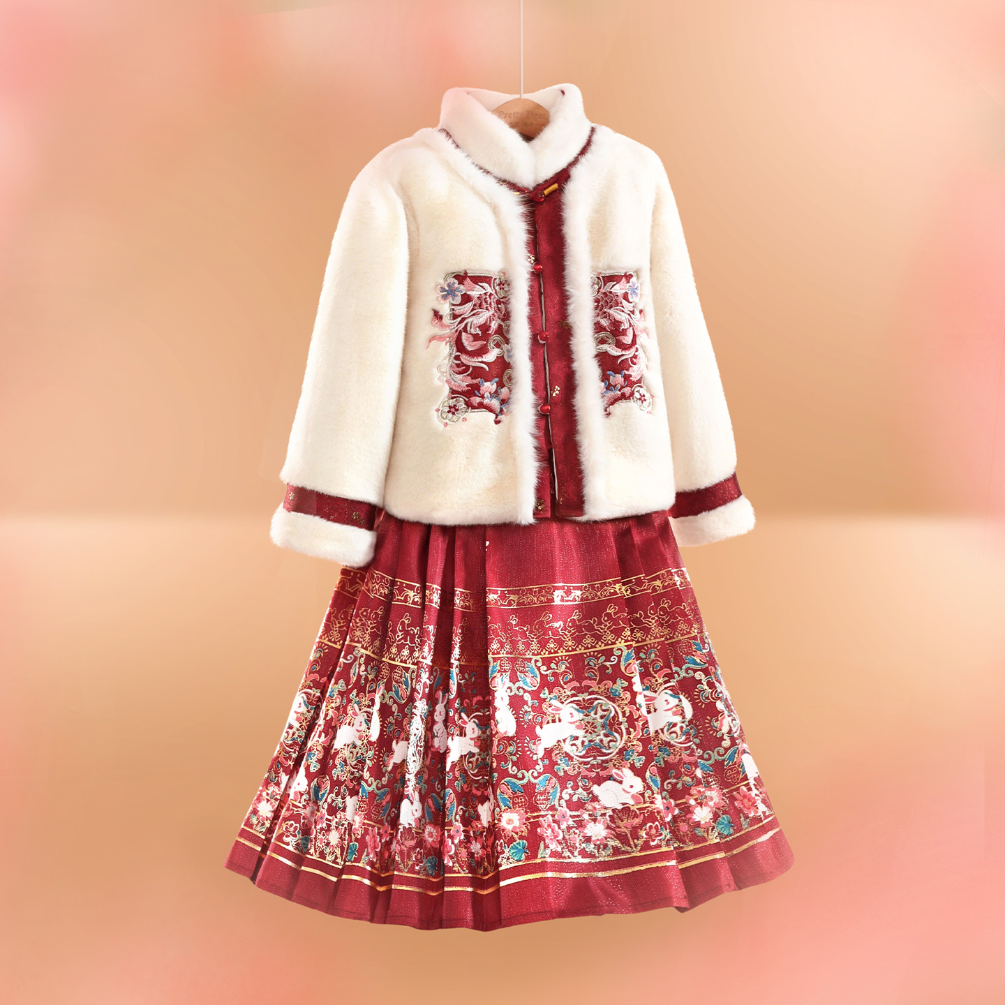 小虎帕蒂女童冬装新款中式花朵刺绣明制汉服新年国风马面裙套装