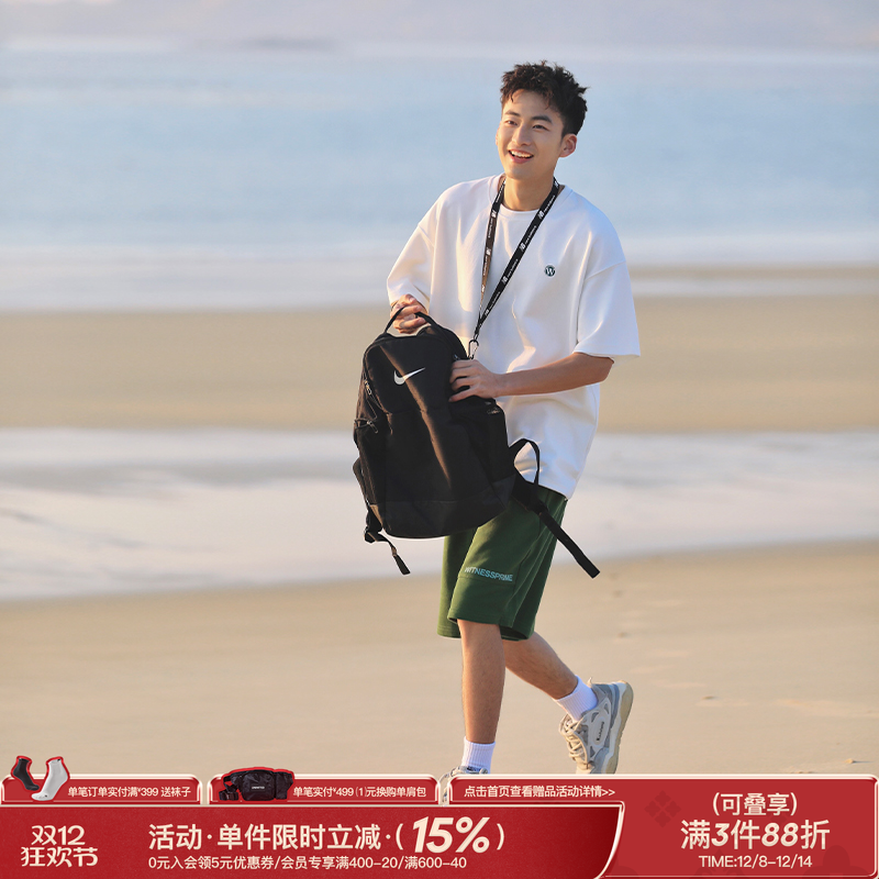 吕小虎短袖开叉刺绣防皱短袖t恤