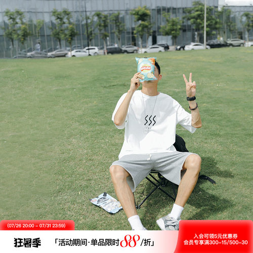 日系复古ins波浪印花学生男士t恤
