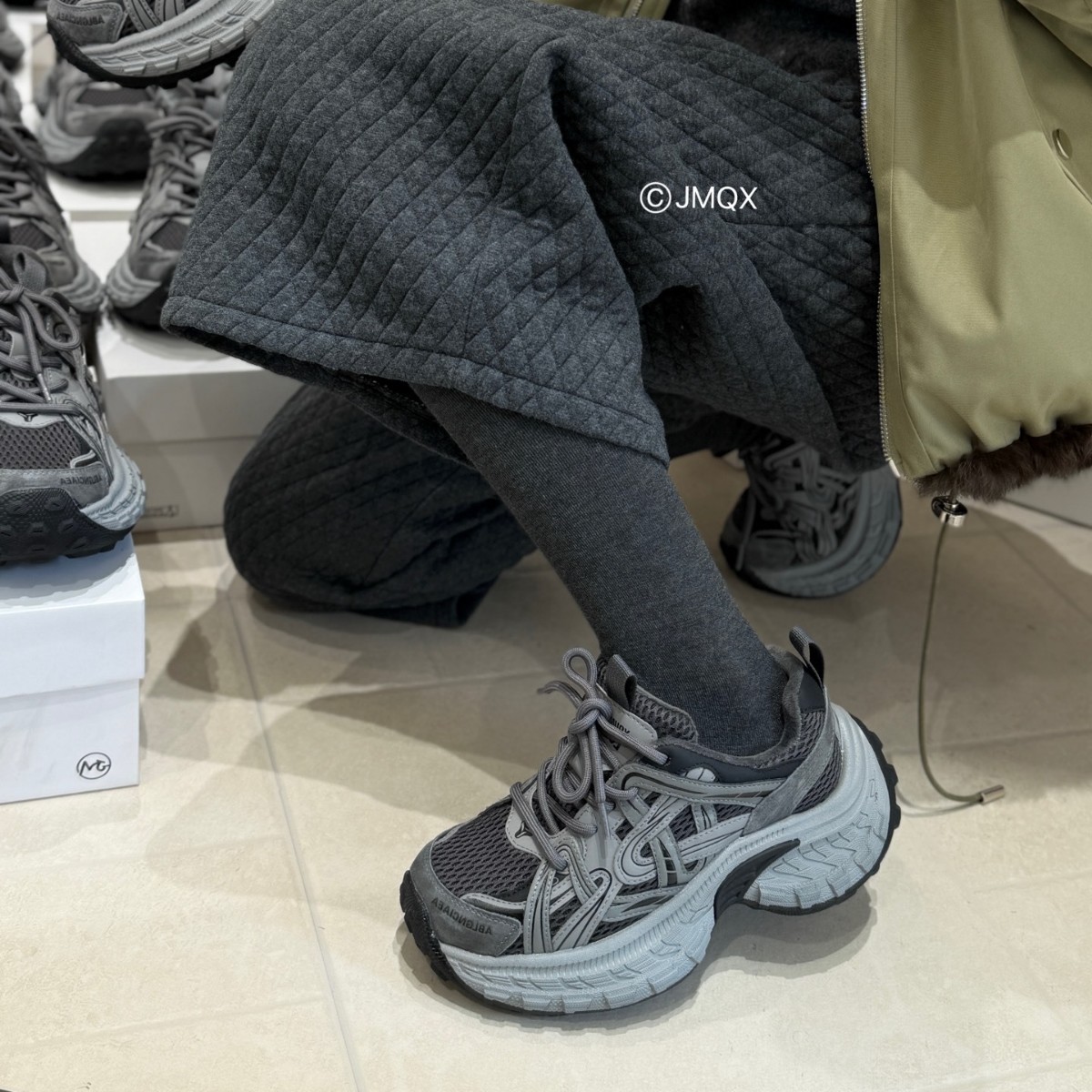 老爹鞋女新款厚底透气舒适增高时尚保暖百搭轻便系带运动鞋