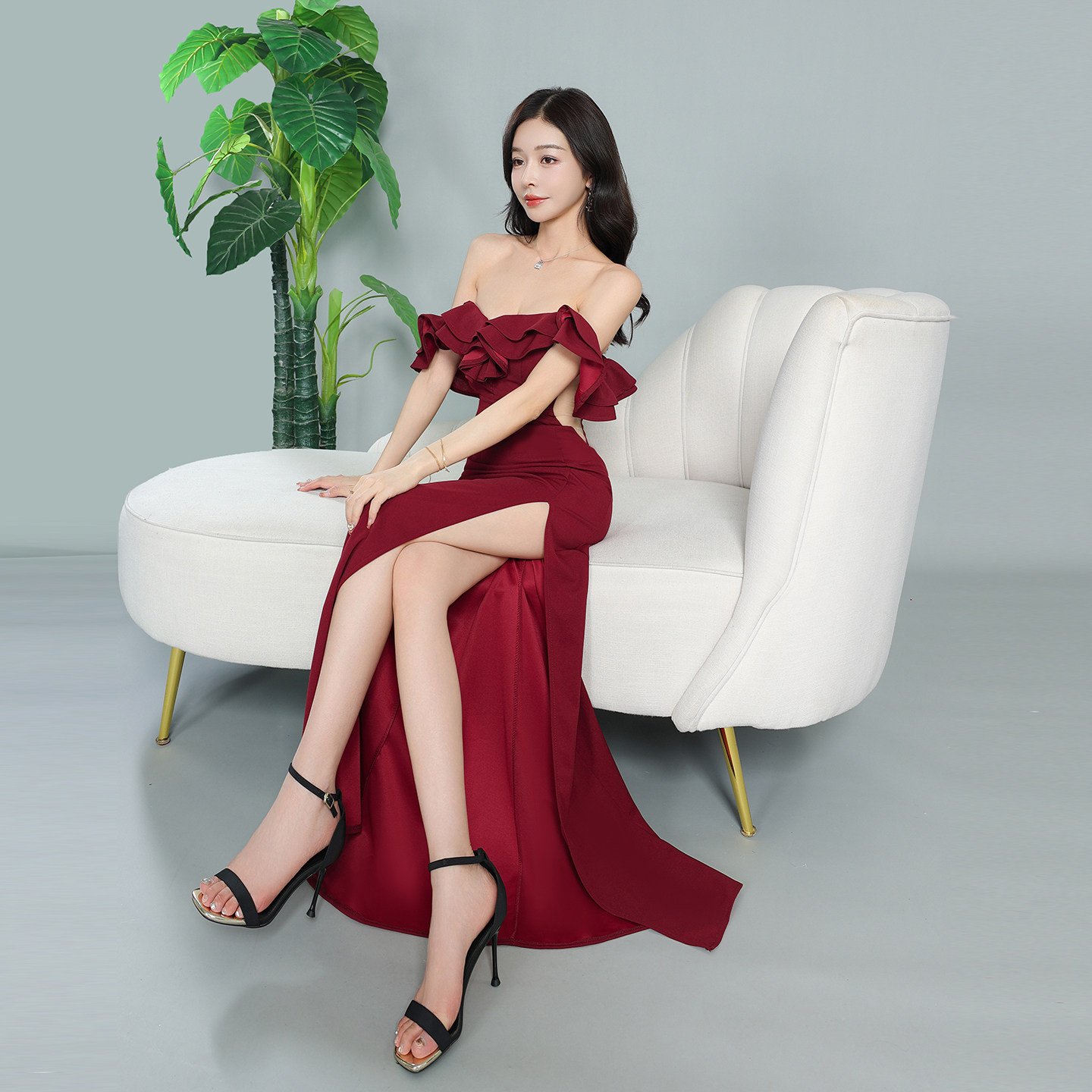 性感一字肩红色长裙晚礼服女开叉包臀显瘦气质名媛聚会鱼尾连衣裙