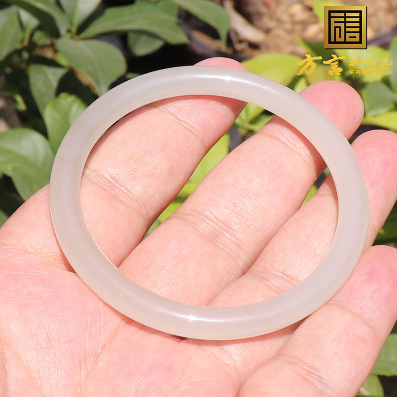 方言和田玉珍品特色青海料温润细腻烟青玉内径57mm精美圆条手镯n