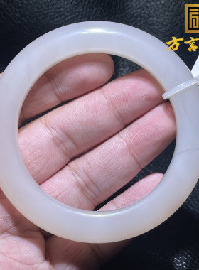 稀缺方言和田玉收藏级青海老坑料细润温润藕粉肉粉内径57MM手镯S9