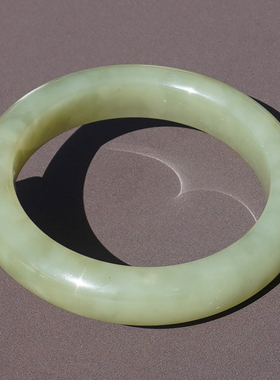 和田玉新疆油润细腻青黄口料手镯