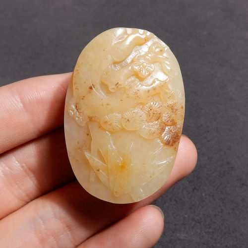 罕见方言和田玉老熟如酥黄沁皮糖玉籽料俏色巧雕花开富贵皮带扣h7