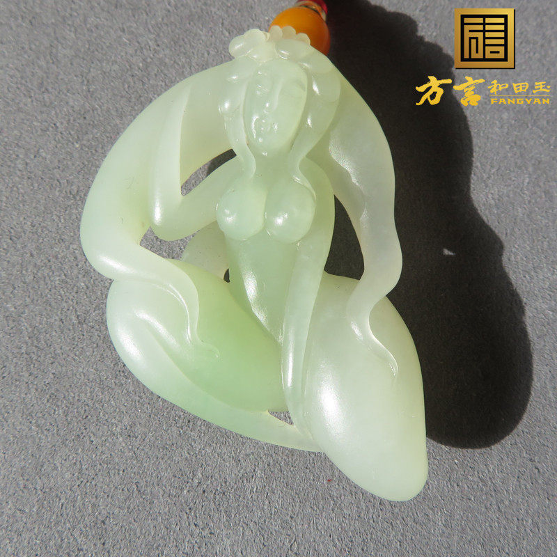 方言和田玉精品珍藏级青海老坑料冰底无结构白玉带翠色仕女吊坠w