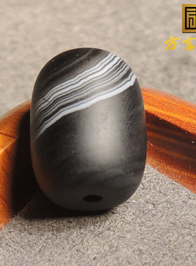 炸裂方言精品和田玉佩戴级特色细腻细腻一线天药师玛瑙挂件吊坠R2