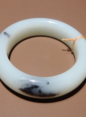 方言和田玉青花籽料油润手镯