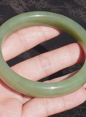 若羌山料名品细润高脂青黄口手镯