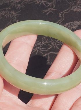 和田玉新疆油润细腻青黄口料手镯