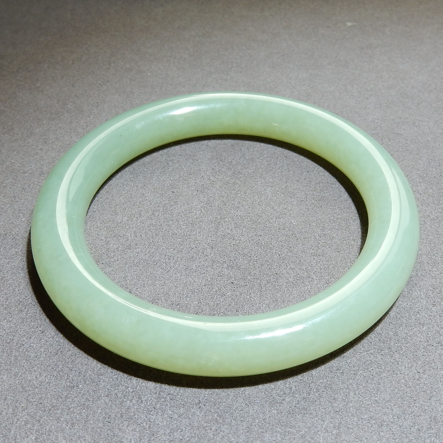 震惊方言精品和田玉巨漏新疆特色且末蓝色基调内径58mm正装手镯w2