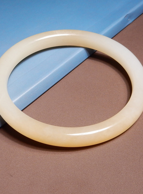 方言和田玉新疆脂蜂蜜糖白玉手镯