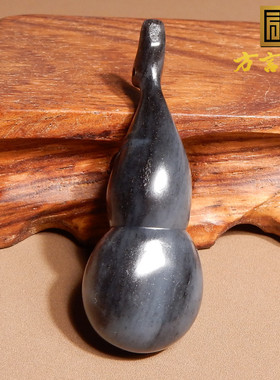 方言青花籽料黑白分明玉葫芦吊坠