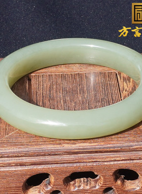 大漏方言品牌收藏标本珍稀若羌山料细润高脂青黄口59mm豪华玉镯A6