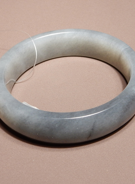 和田玉新疆油润细聚墨青花籽手镯