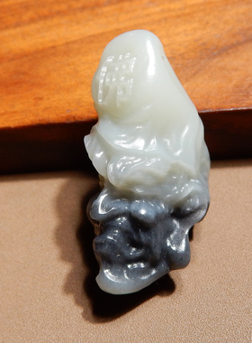 放漏了方言和田玉新疆特色黑白分明青花白玉意境籽料佛罗汉吊坠h2