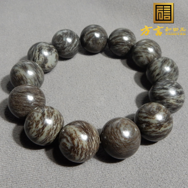 方言男和田玉无手串桂花糕