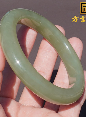 和田玉新疆油润细腻青黄口料手镯