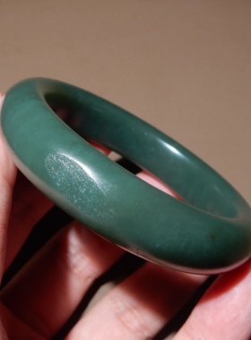 方言和田玉青籽留毛孔细镯