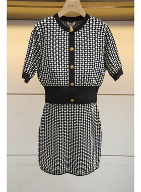 专柜正品春夏时尚收腰O100302C卓雅针织衫针织连衣裙两件套4680元